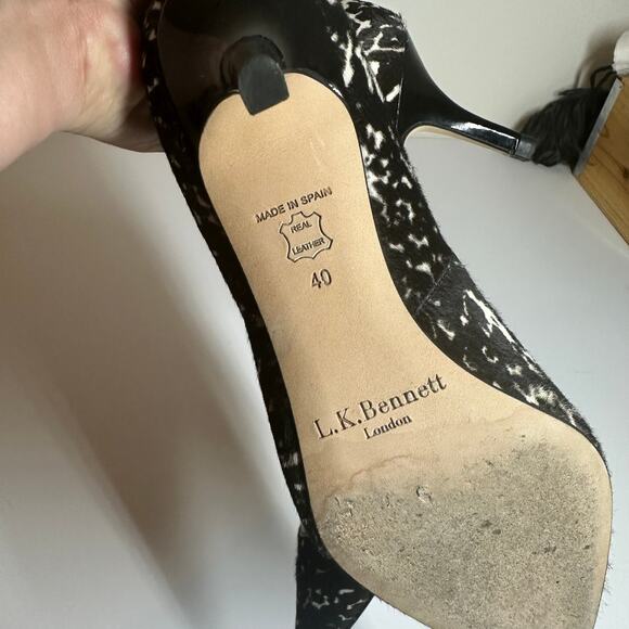 LK Bennett Calf Hair Cow Print Heels Pumps Size EU 40 US 10 Women's - Picture 11 of 14